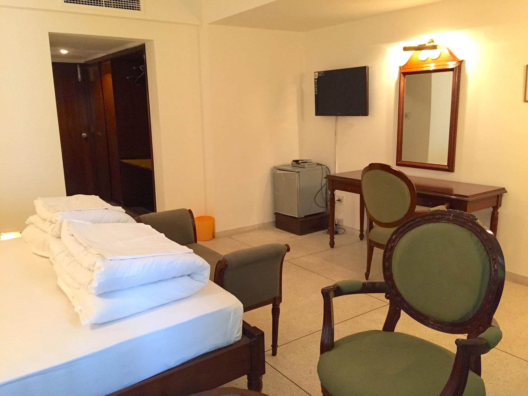 Hotel Alpana Haridwār Eksteriør bilde